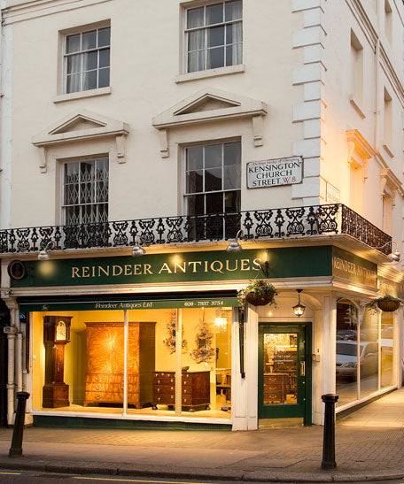 Why Shop for antiques on Kensington Church Street?