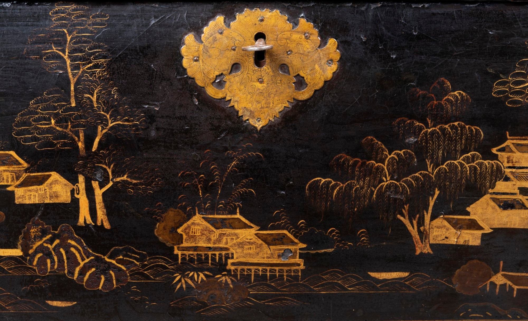 L’Anticher French China SetUp Dead Stock Antique Eighteenth Century Black Lacquer Coffer | Reindeer Antiques